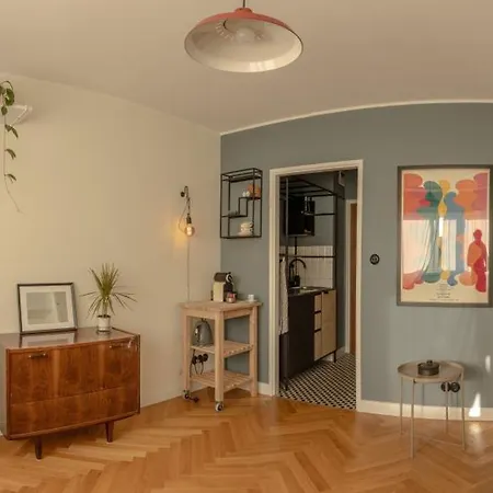 Studio Minimal Apartment Warsaw