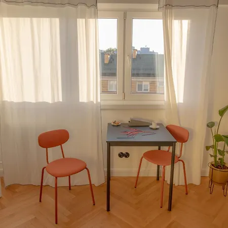 Studio Minimal Apartment